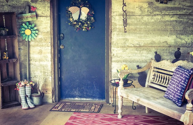 Relax and unwind at this private, rustic and romantic cabin; Private Hot tub