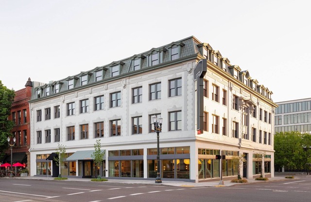 Relax in a Grand King Room with Free Wi-fi, Near Powell's Books