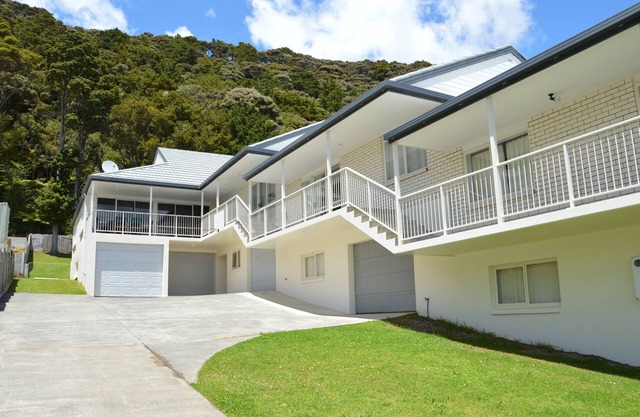 Relax in the beautiful Bay of Islands.