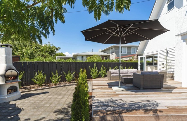 Relax on Rainbow - Taupō Holiday Home