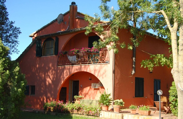 Relax with privat pool and garden