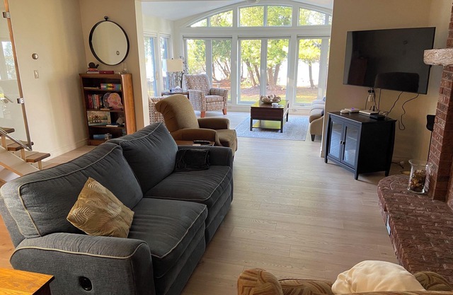 Relax with the whole family at this peaceful cottage in Point Clark, Ontario.