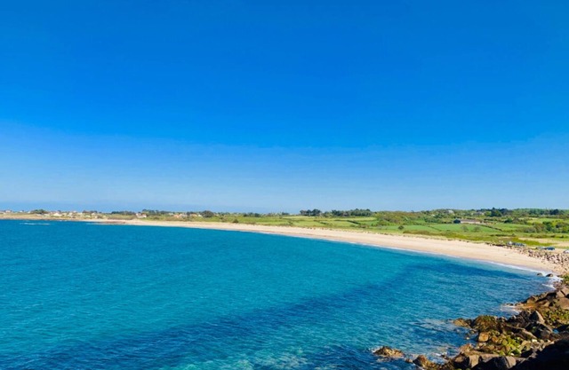 Relaxation area 300m from Cap Levi beach La Mondree Fermanville