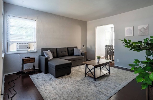 Relaxed 2BR Apt in Moraine w/Office Space + W/D