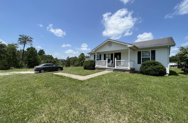 Relaxing 2 bedroom home minutes away from PMRP