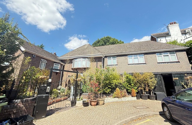 Relaxing family home in London- 20 mins to london bridge station