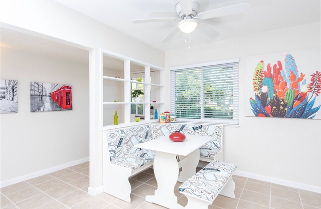Remodeled, Artistic, close to everything, 2 car garage!