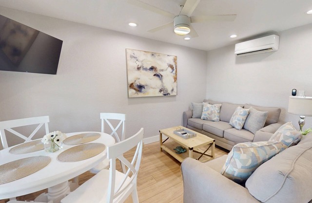 Remodeled Florida Beach Cottage with Private Patio Area. Relax at the Pool. Walk Over to the Beach.
