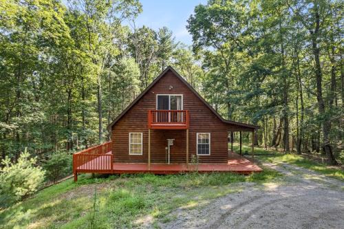 Remote Cabin WV Retreat-Escape from the Norm