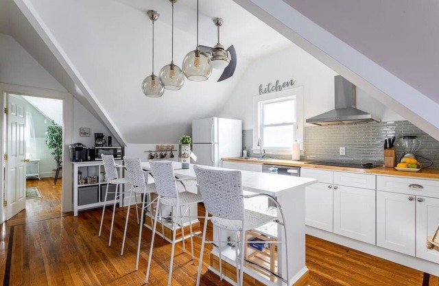 Renovated 2BR Retreat/Modern Comforts Included
