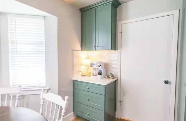 Renovated 3/2/2 Cottage Retreat Near Sheppard AFB