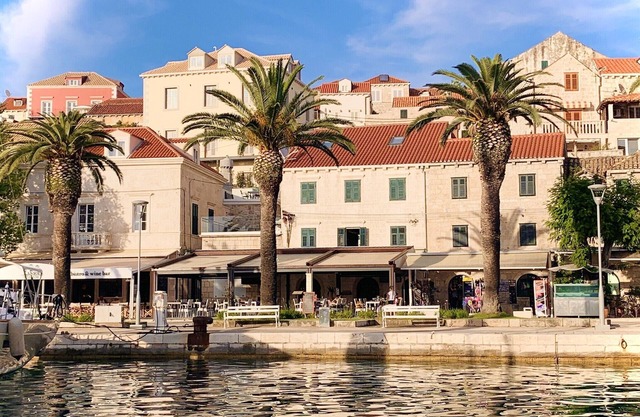 Renovated Apartment In The Stone House In The Centre Of Old Cavtat