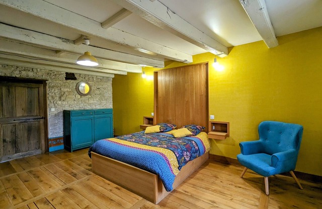 Renovated cottage in Mauvages with garden, BBQ and WIFI
