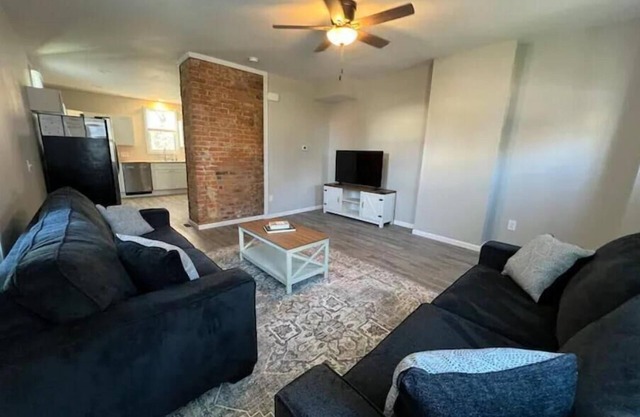Renovated Covington Home Near Devou w/King Bed, 5 minutes to Downtown Cincy!