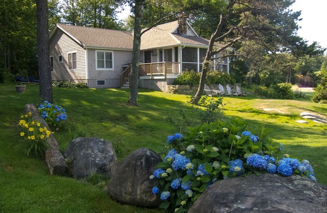 Renovated, Family Friendly Home With Ocean & Golf Views