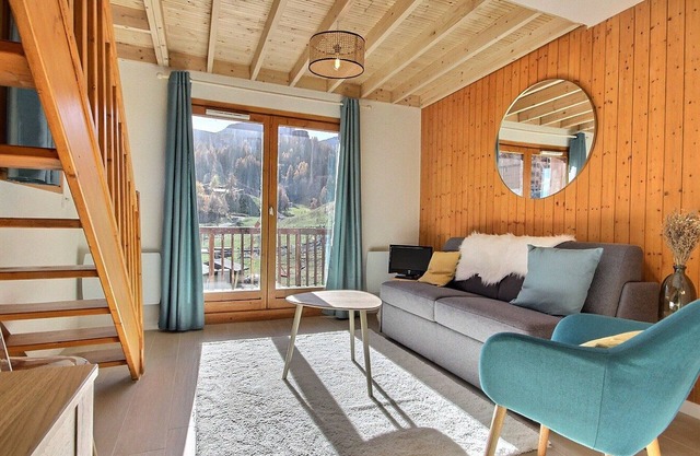 Renovated duplex for 6 people with balcony in Plagne 1800