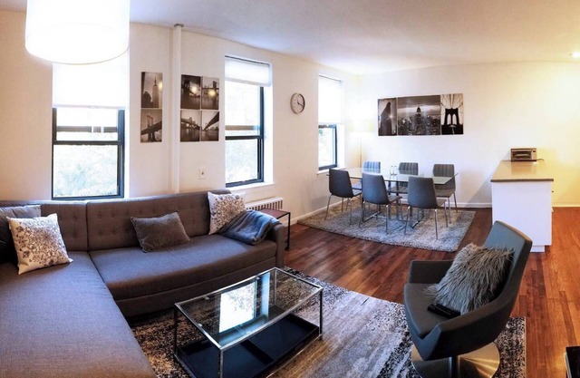 Renovated spacious 2-bedroom apartment in Boerum Hill Brooklyn