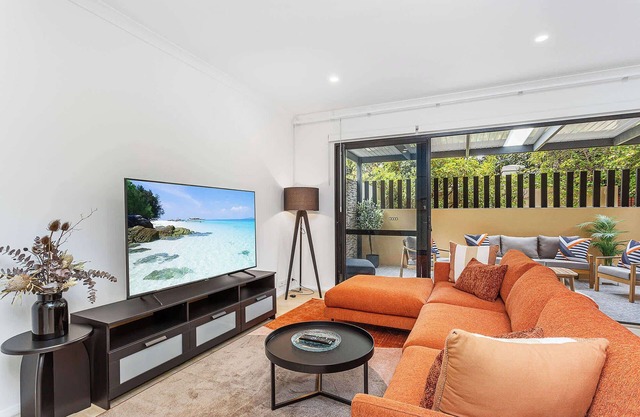 Renovated Townhouse in Northbridge