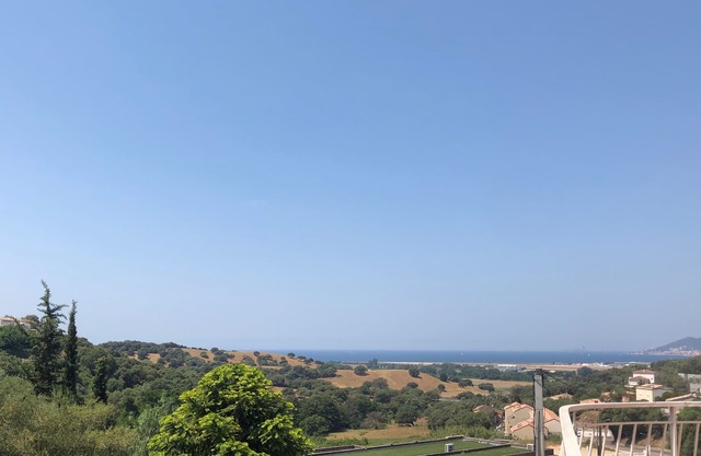Rent bottom of villa South Corsica