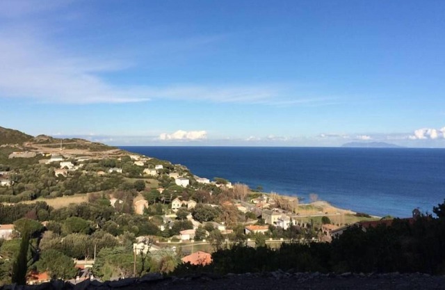 rental F3 superb view cap corse