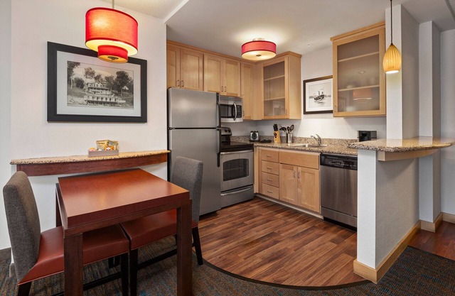 Residence Inn by Marriott Minneapolis Plymouth