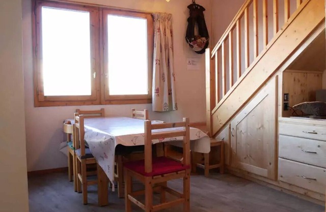 Residence LE POMMERET - 4 Rooms for 10 People