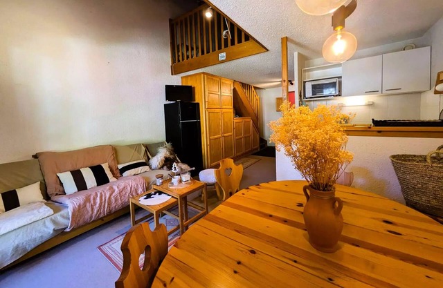Residence Val Blanc 2 - Apartment 6 people - Village centre near ski lifts