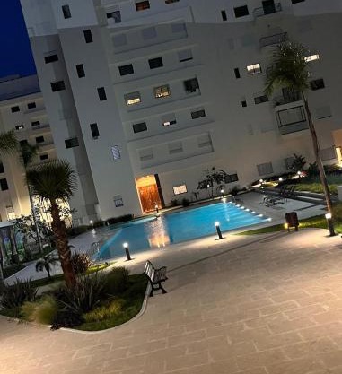 Residences vertes 3 piscines et aires de jeux