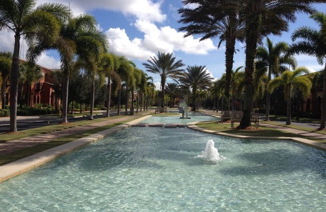 Resort - Casita in a Quiet Location Luxury Flooring ,Furniture, Covered Lanai!