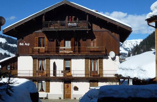 Resort center, 2nd floor, parking, tv, 44m², Arêches-Beaufort