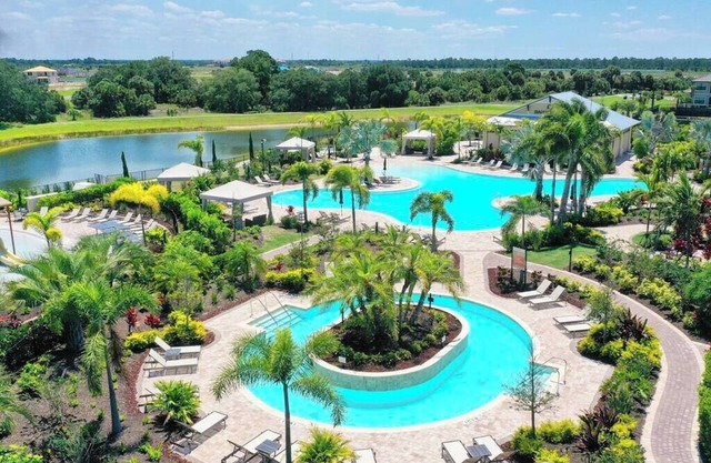Resort Full Living 2bd 2ba