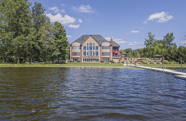 Resort life living on Strawberry & Sunset Lake, therapeutic waterscape.