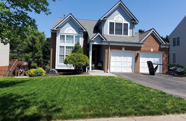 Retreat on Sage Brush Court (Basement Suite w/private entrance)