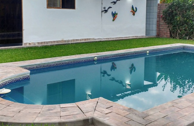 Retreat w/Pool | 6ppl | 5min Beach | SuperHost