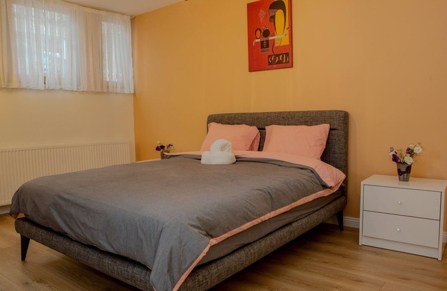 Retro 64 Entire rental unit in Kadıköy, Istanbul, Turkey Modern Designed
