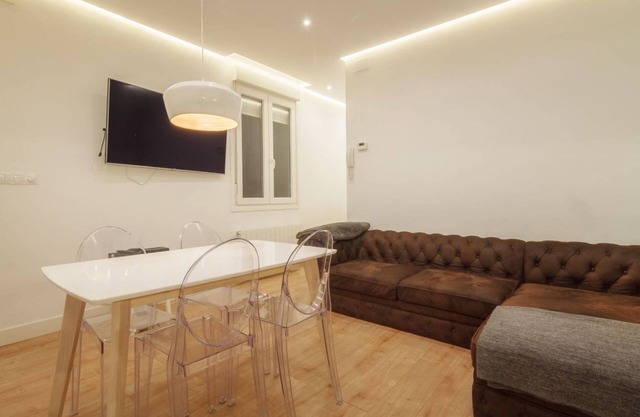 Revilla apartment in the center with wifi