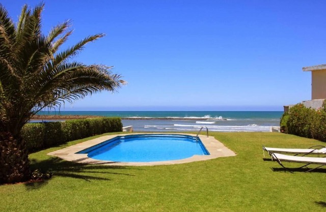 Riad Sana – Skhirat – Lovely well fitted seafront villa with pool and big garden