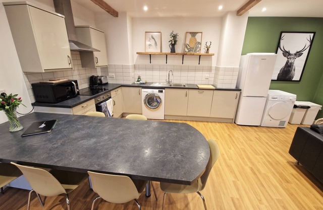 Ridgeway - a two bedroom, sleeps 4 that sleeps 4 guests in 2 bedrooms