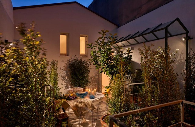 Right House - Indipendent in Characteristic Marina District