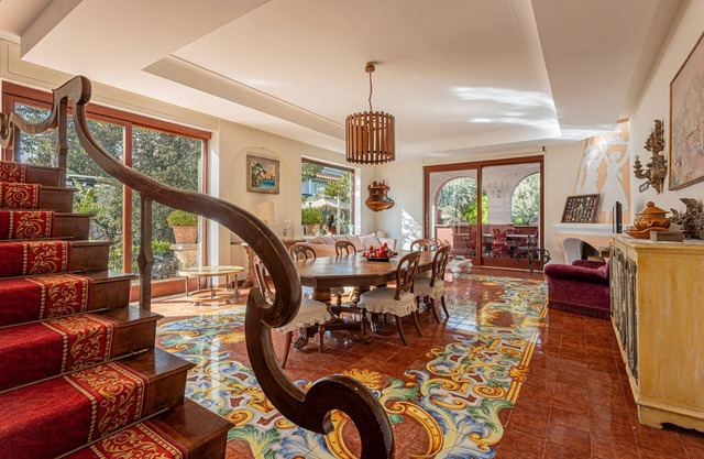 Right in the center of Ischia, the ideal villa for comfortable exclusive vacations