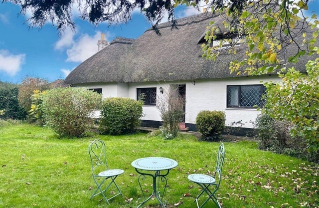 Rinsey Cottage a thatched cottage