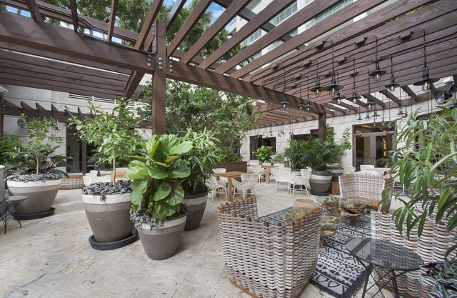 Ritz Carlton Coconut Grove Waterview 2 BR Apt
