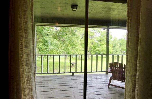 River House | Sleeps 8 | WiFi | San Marcos River