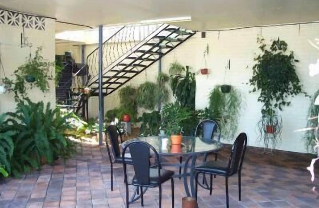 River Park Motor Inn