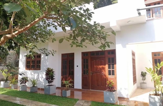 River Valley Holiday Retreat- 3BR Holiday Home