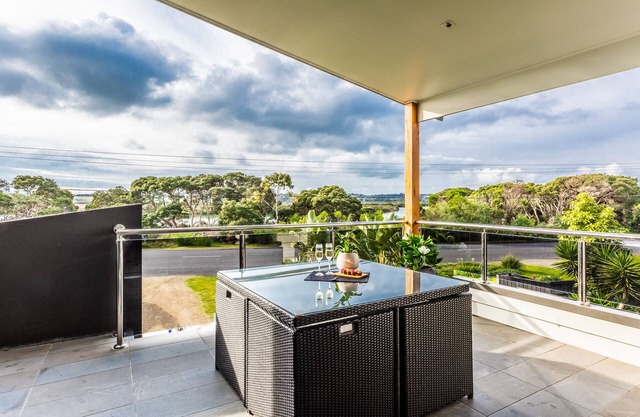 River View Luxury BarwonHeads July school holiday special Contact for details