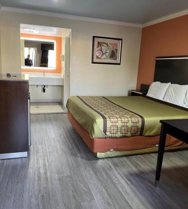Rivera Inn & Suites Motel