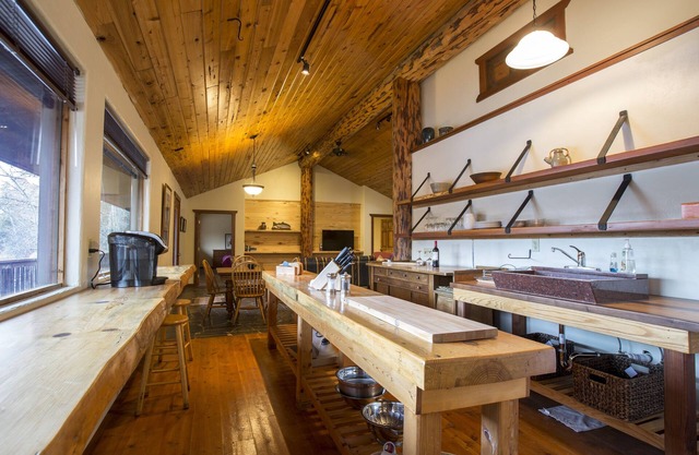 Riverfront Cabin