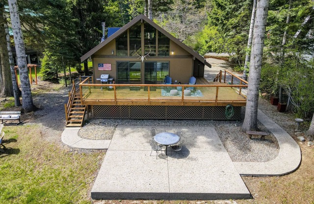 Riverside Cabin in Sun Country on the Yakima River!