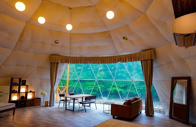 Riverside Glamping Nuts